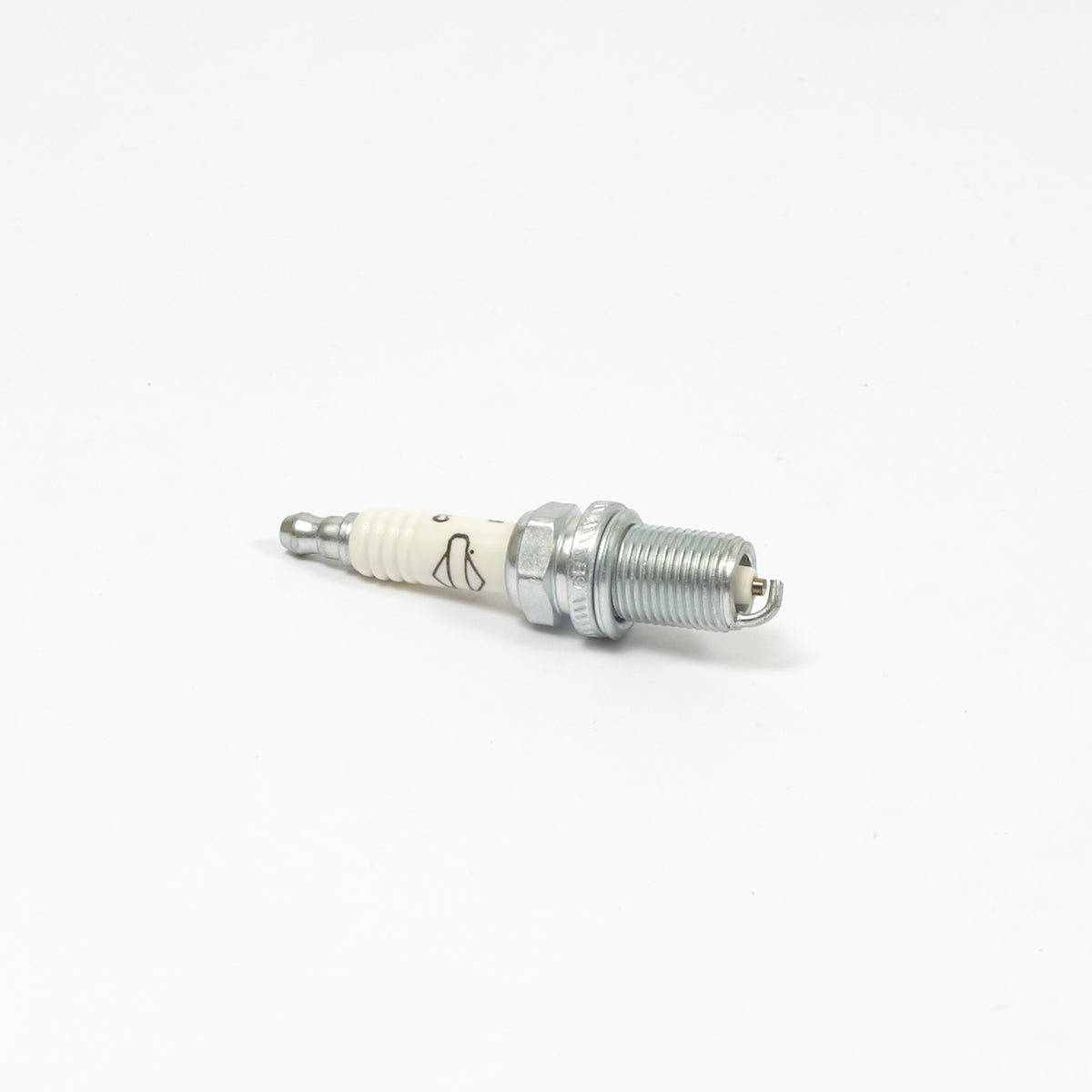 Briggs & Stratton 555737 Spark Plug