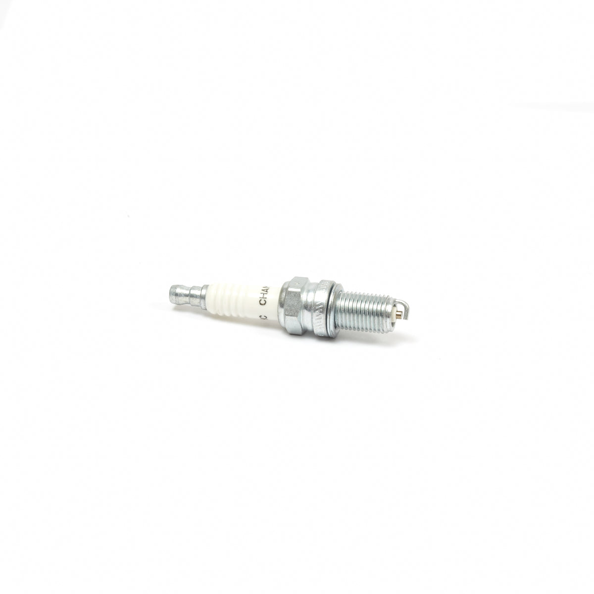 Champion 810C RA8HC SM ENG Plug CARDED