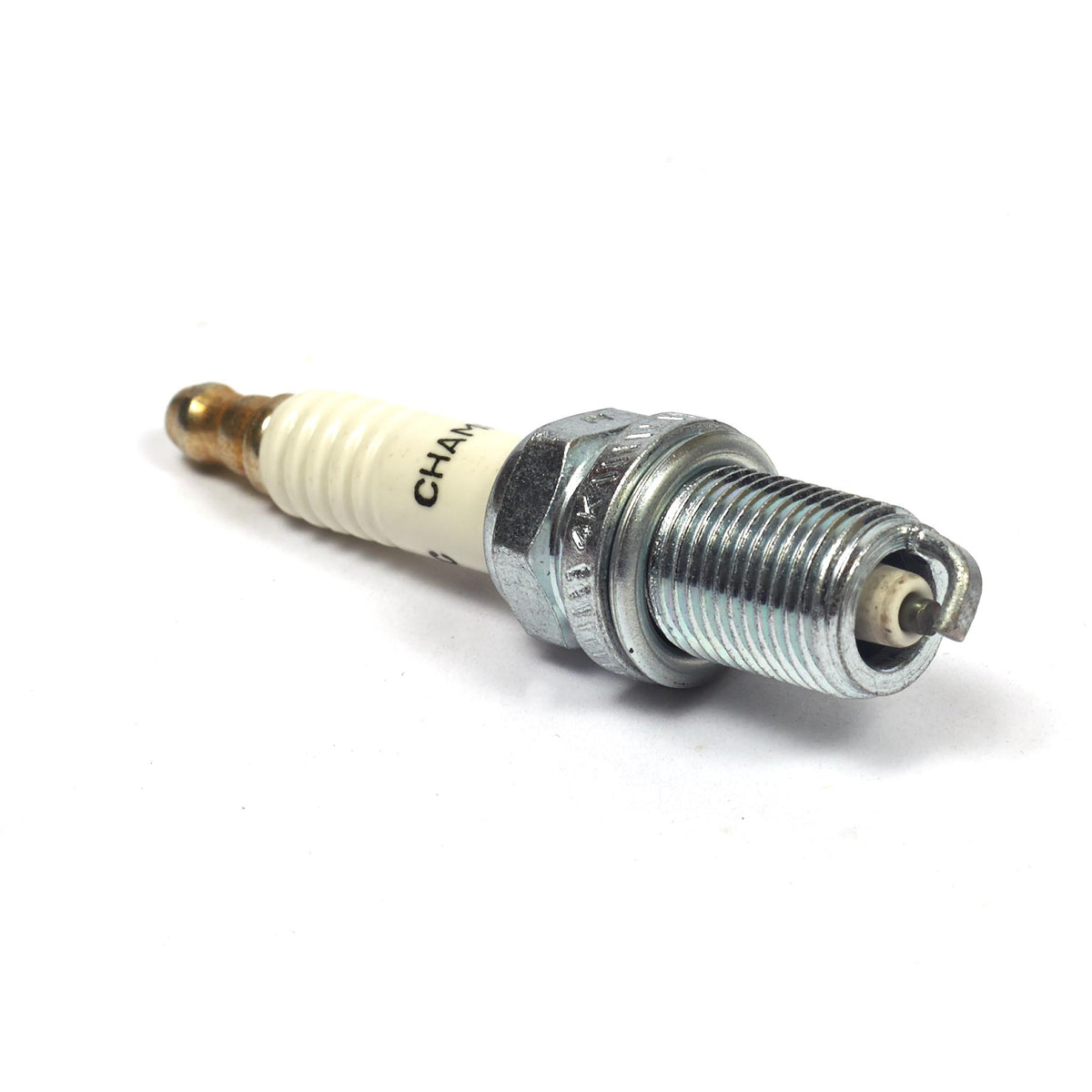 Champion 946 QC12YC SM ENG Spark Plug